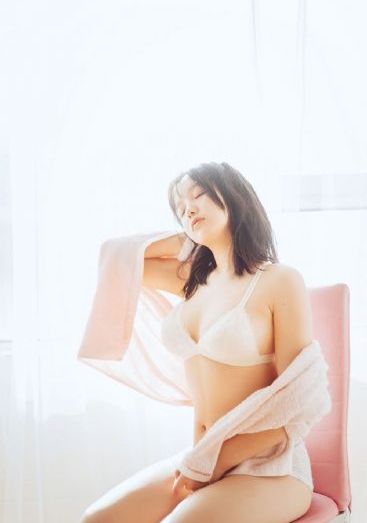 网友自拍视频23片_720完整在线观看